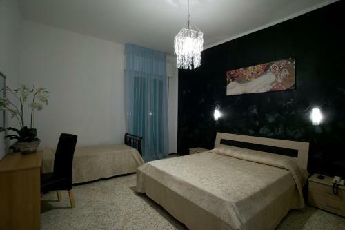 Hotel Holiday Park