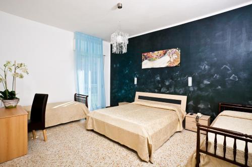 Hotel Holiday Park