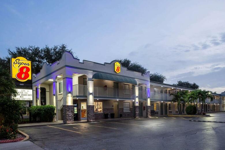 Hotel Super 8 Motel Bradenton