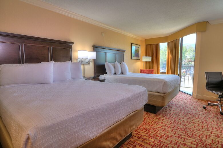 Edgewater Hotel