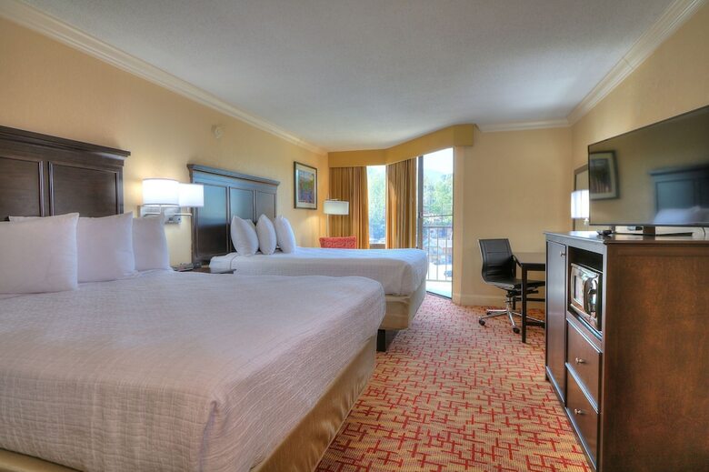 Edgewater Hotel