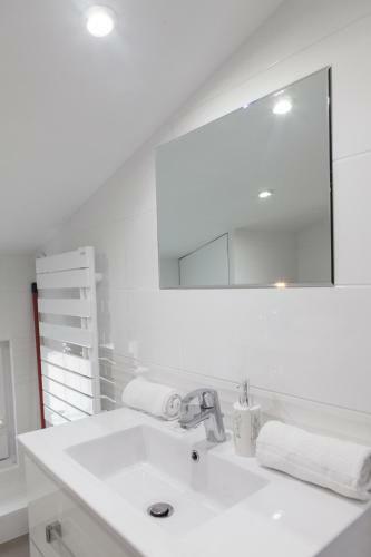 Grand Th��tre Bright Apartment
