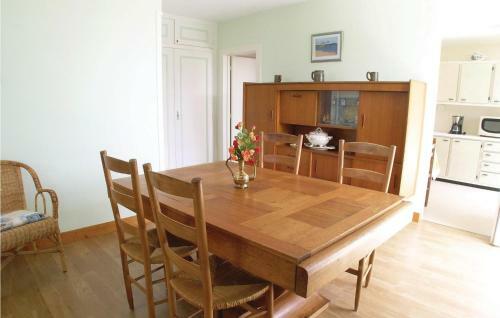 One-bedroom Apartment In Vaux Sur Mer