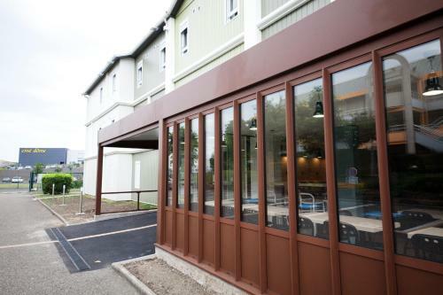 Brit Hotel Essentiel Arverne - Clermont-ferrand Sud