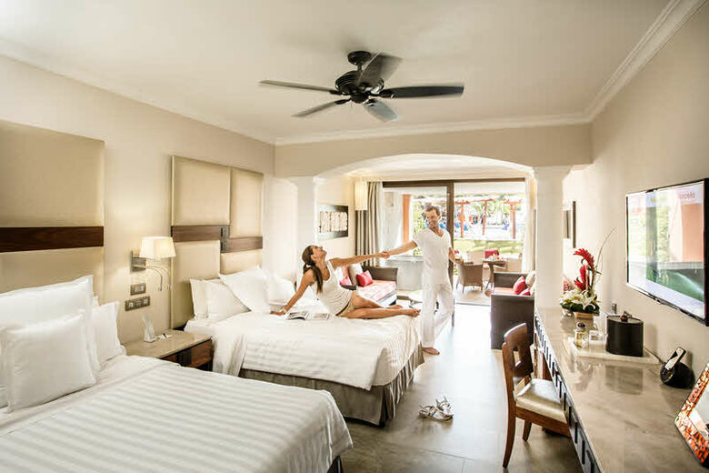 Hotel Barcelo Maya Caribe