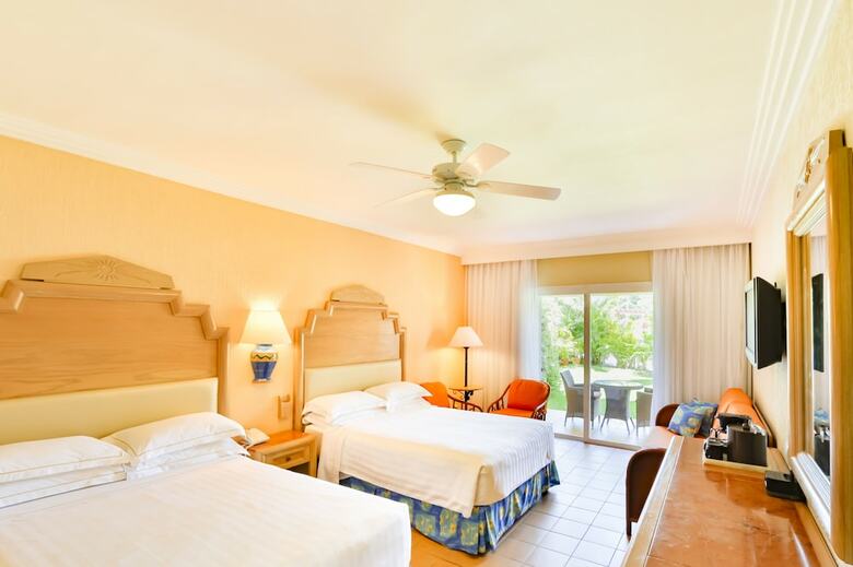 Hotel Barcelo Maya Caribe