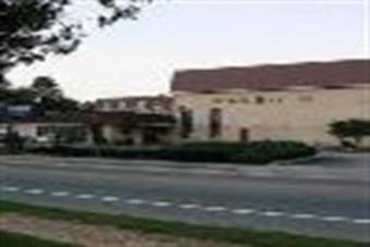 Hotel Patrick Henry Inn And Suites