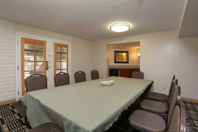 Hotel Doubletree Suites By Hilton Tucson Airport