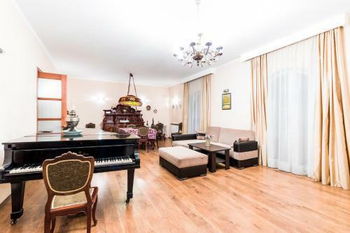 Apartment At 12 Baratashvili Street
