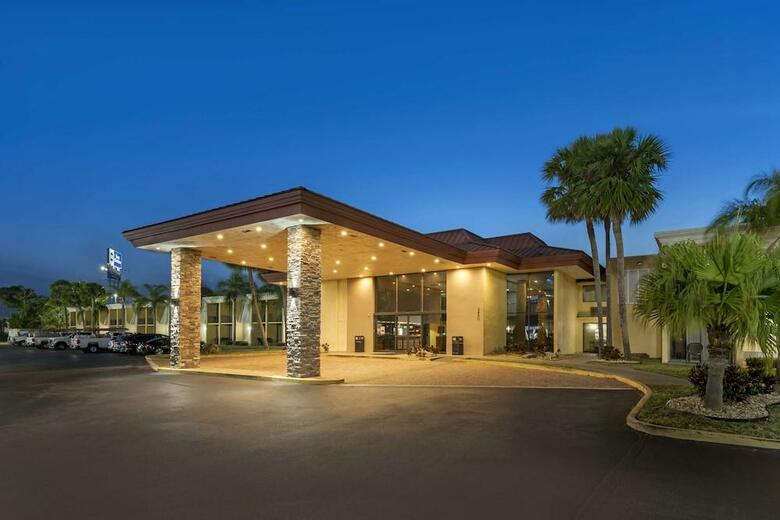 Hotel Holiday Inn Express Daytona Speedway