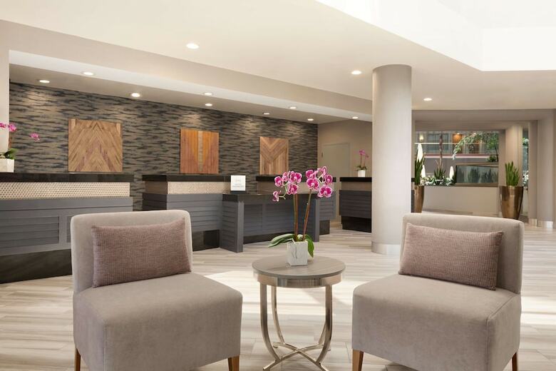 Hotel Embassy Suites Irvine - Orange County Airport