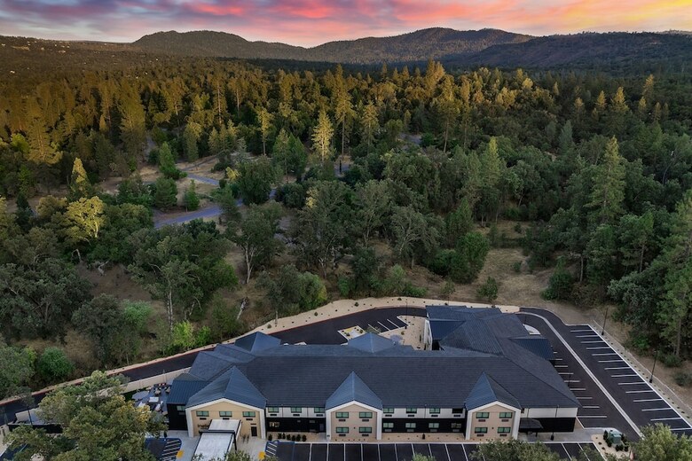 Hotel Americas Best Value Inn Yosemite
