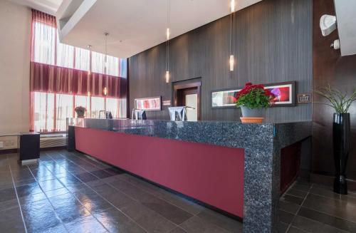 Sandman Hotel & Suites Winnipeg Airport