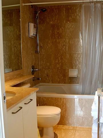 Apartamento Toronto Luxury Accommodations - University Plaza