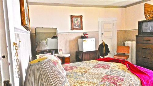 Bed & Breakfast Pillsbury Guest House