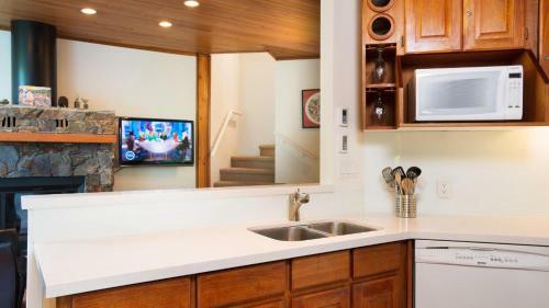 Apartamento Rainbow By Outpost Whistler