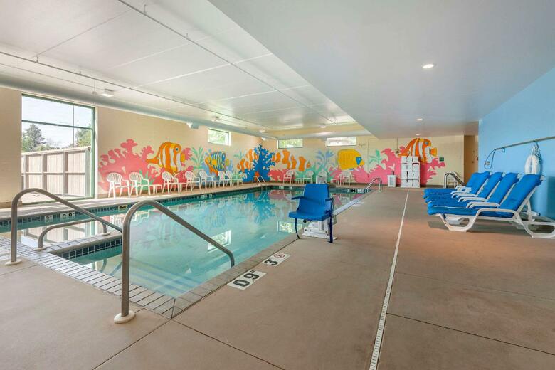 Hotel Clarion Suites Central