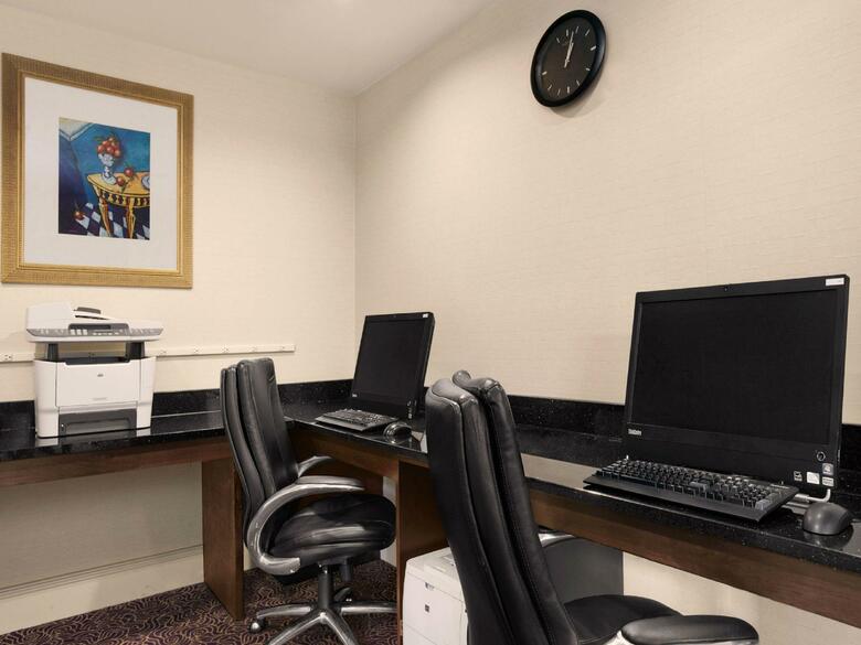 Hotel Embassy Suites Walnut Creek