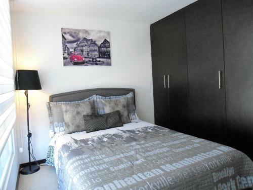 Central Apartments (plaza Foch)
