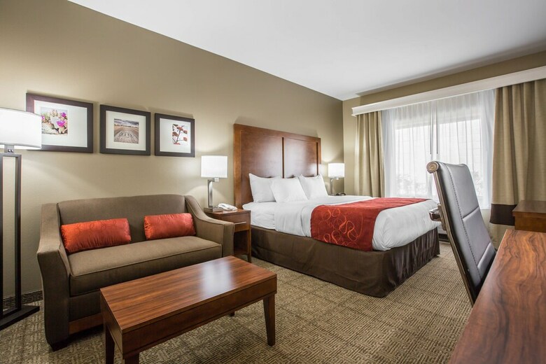 Hotel Comfort Suites