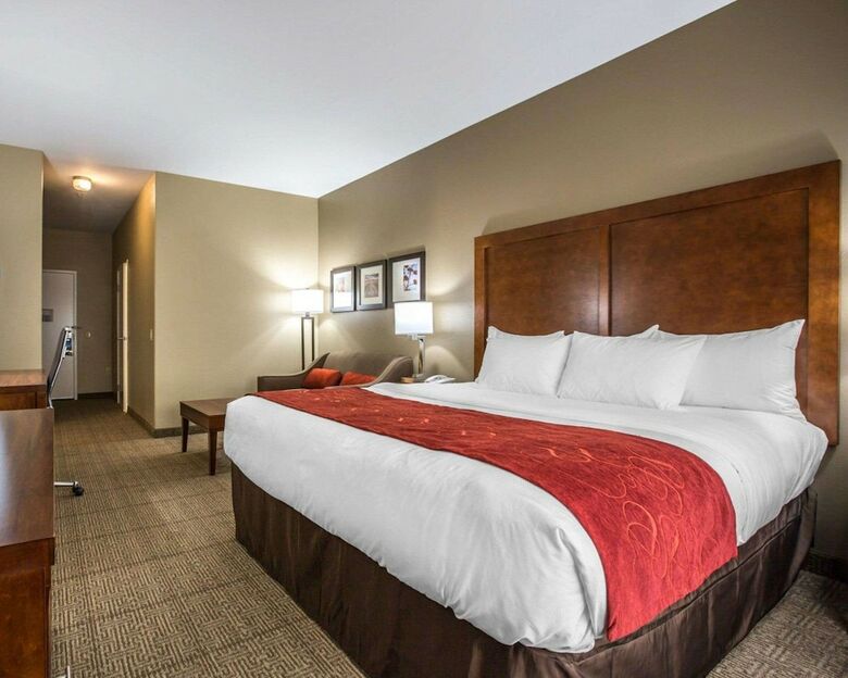 Hotel Comfort Suites