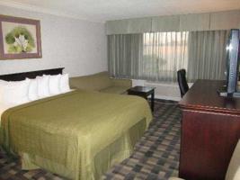 Hotel Quality Inn & Suites Montebello