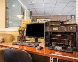Hotel Quality Inn & Suites Montebello