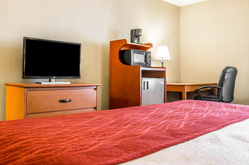 Hotel Comfort Inn Airport