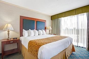 Hotel Comfort Inn & Suites