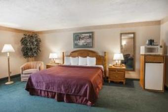 Hotel Quality Inn & Suites