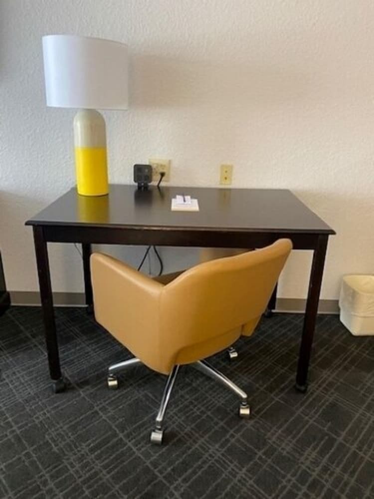 Hotel Comfort Suites