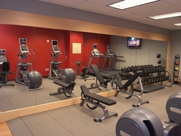 Hotel Embassy Suites Cleveland - Rockside