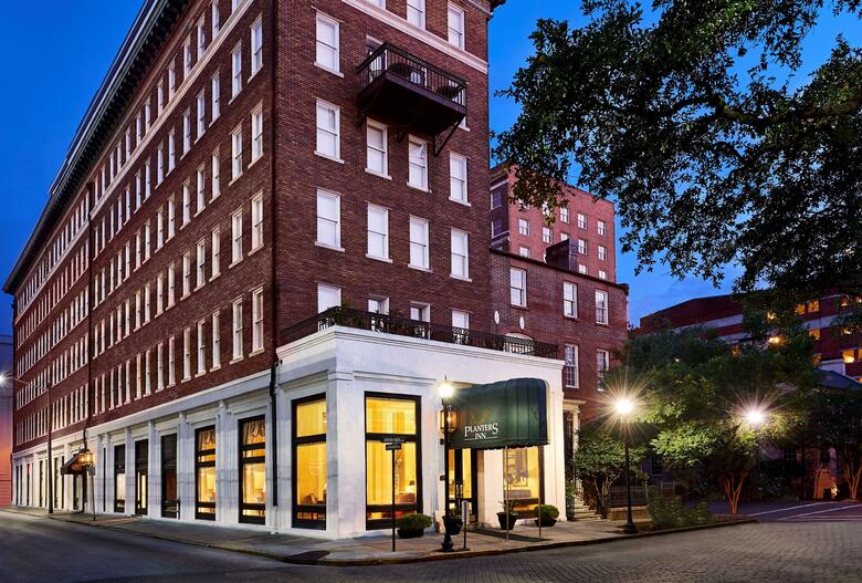 Hotel Planters Inn