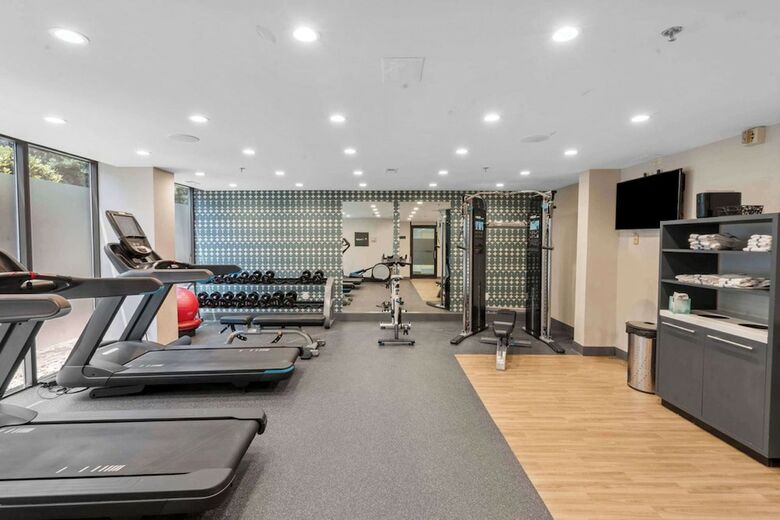 Hotel Doubletree By Hilton South Charlotte Tyvola