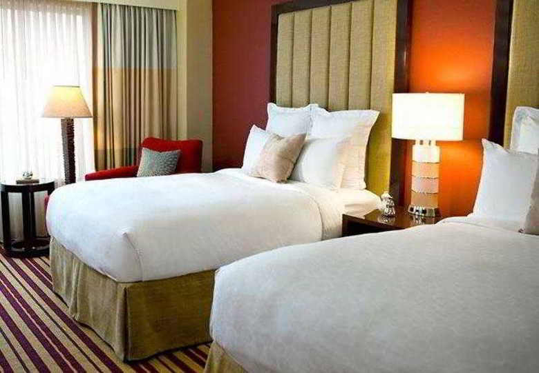 *renaissance Charlotte Southpark Hotel*