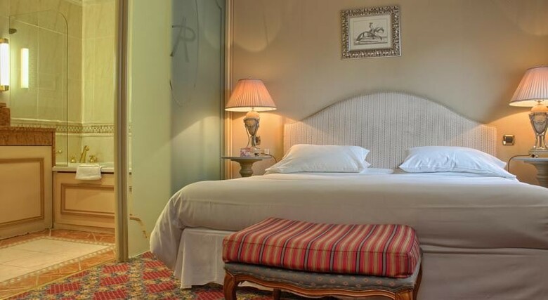 Hotel Normandy