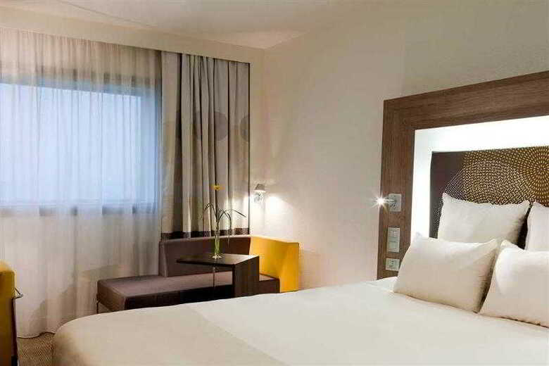 Hotel Novotel Paris La Defense