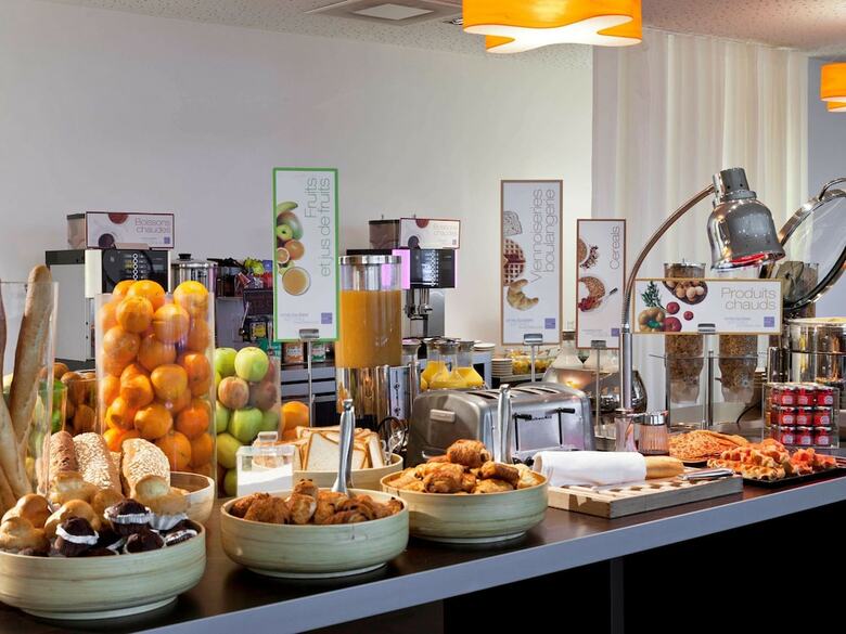 Hotel Novotel Paris La Defense