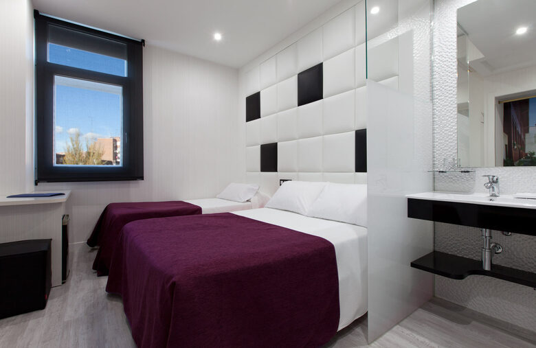 Hotel Avenida De Espa�a