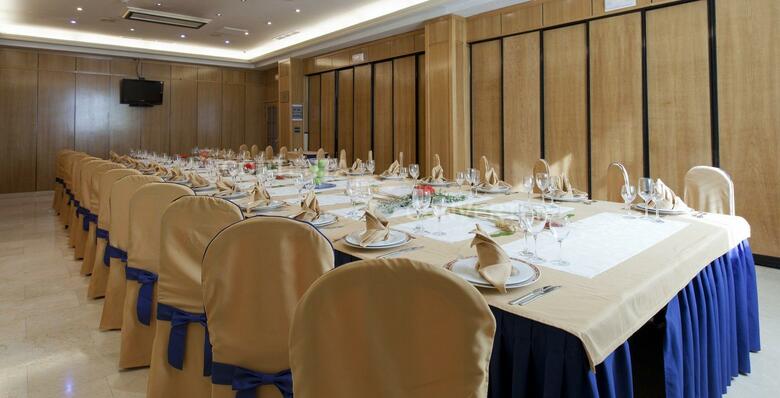 Hotel Avenida De Espa�a