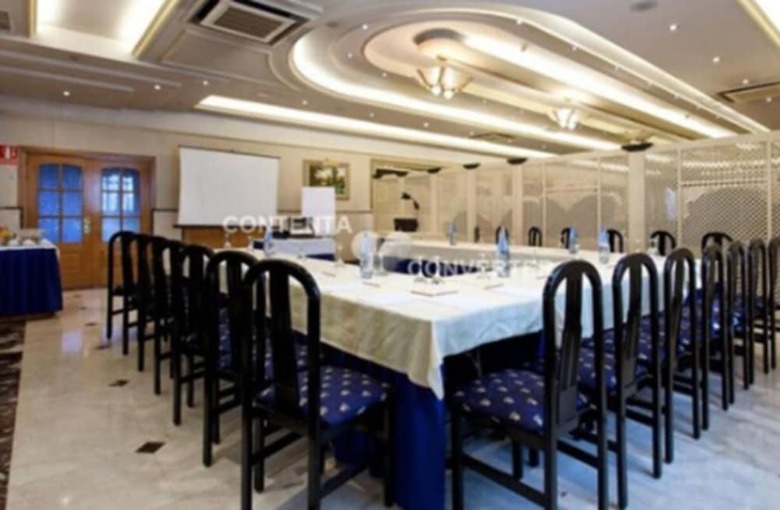 Hotel Avenida De Espa�a