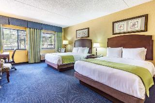 Days Hotel Mesa Country Club