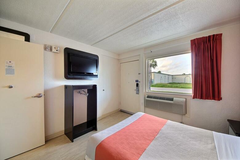 Hotel Motel 6 South Padre Island