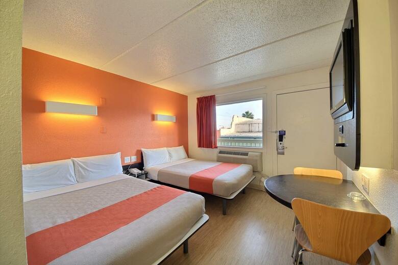 Hotel Motel 6 South Padre Island