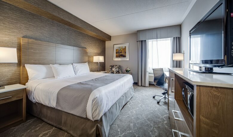 Hotel Monte Carlo Inn Vaughan Suites
