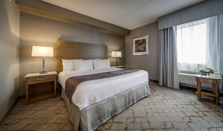 Hotel Monte Carlo Inn Vaughan Suites