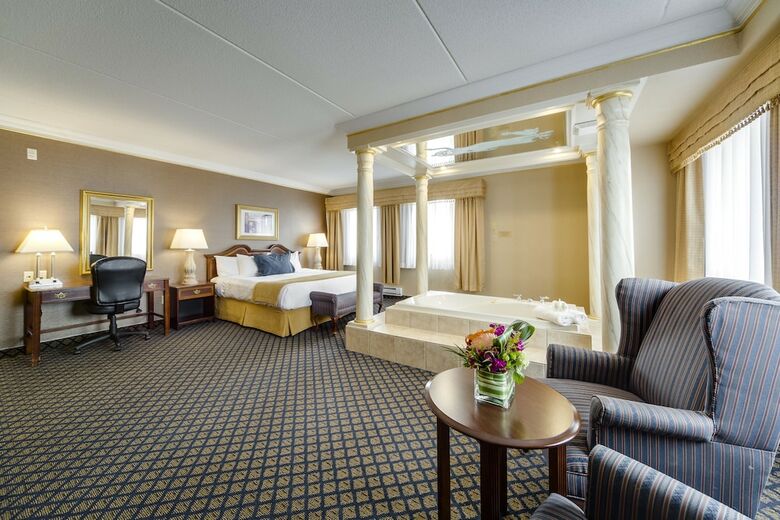 Hotel Monte Carlo Inn Vaughan Suites