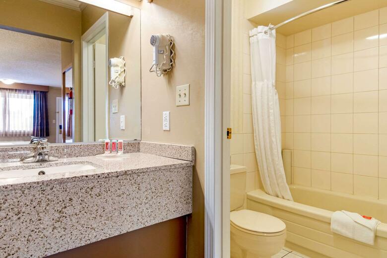 Hotel Comfort Inn & Suites N. Vancouver