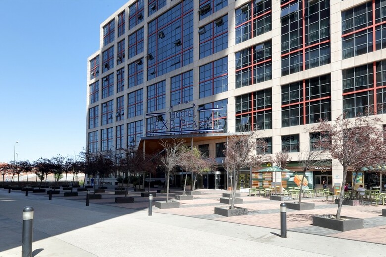Hotel Exe Plaza