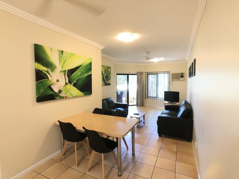 Aparthotel City Plaza Apartments